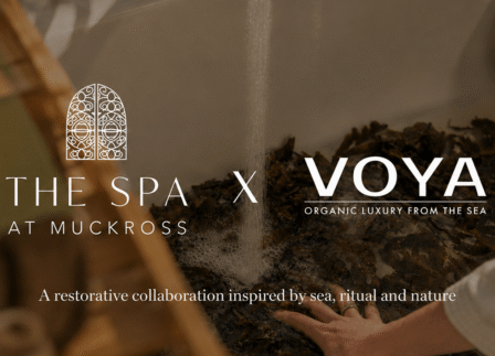 Disfrute de un lujoso baño de spa con tratamiento de algas orgánicas en el Hotel Muckross, que ofrece una experiencia serena y rejuvenecedora.